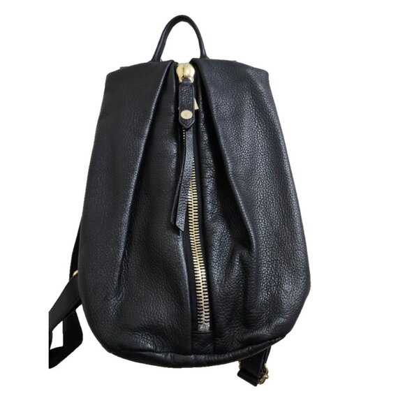 Aimee Kestenberg Tamitha Black leather Backpack with Gold Zipper - Picture 2 of 10
